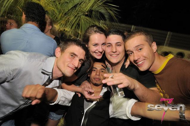 Cliquer pour voir l'image en taille réelle