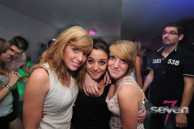 Cliquer pour voir l'image en taille réelle