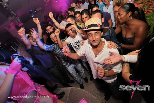 Cliquer pour voir l'image en taille réelle