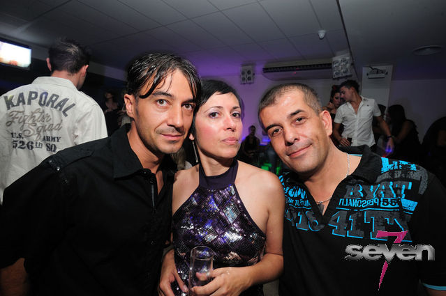 Cliquer pour voir l'image en taille réelle