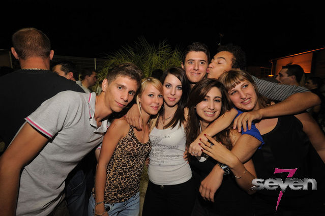 Cliquer pour voir l'image en taille réelle