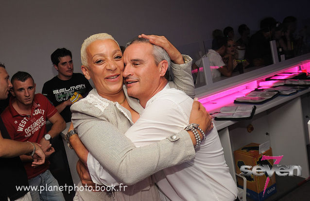 Cliquer pour voir l'image en taille réelle