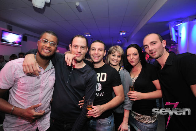 Cliquer pour voir l'image en taille réelle