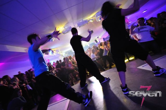 Cliquer pour voir l'image en taille réelle