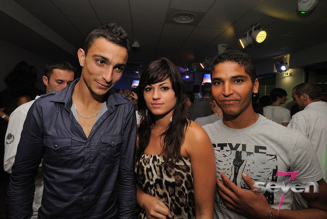 Cliquer pour voir l'image en taille réelle