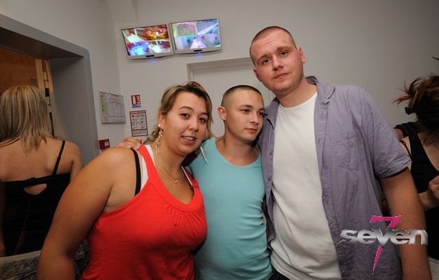 Cliquer pour voir l'image en taille réelle