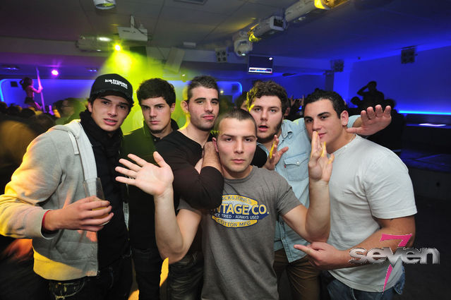 Cliquer pour voir l'image en taille réelle