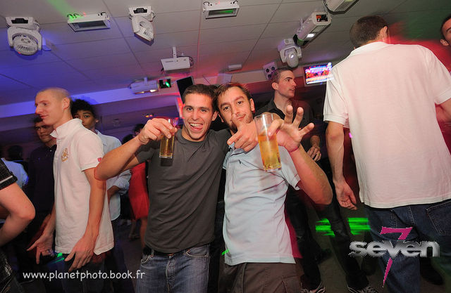 Cliquer pour voir l'image en taille réelle