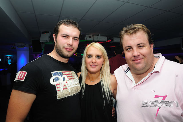 Cliquer pour voir l'image en taille réelle