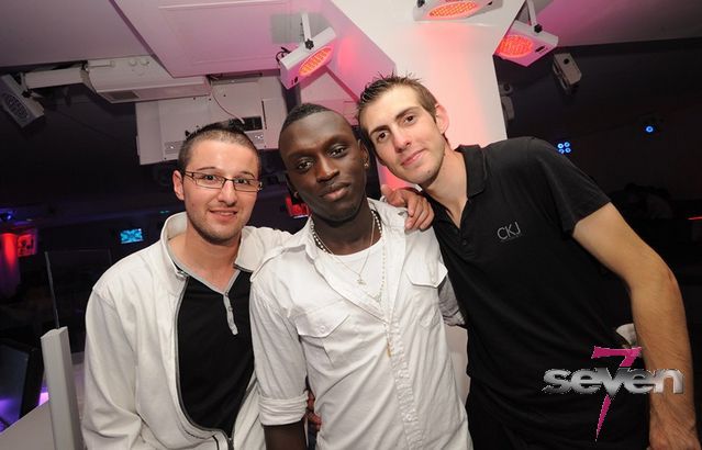 Cliquer pour voir l'image en taille réelle