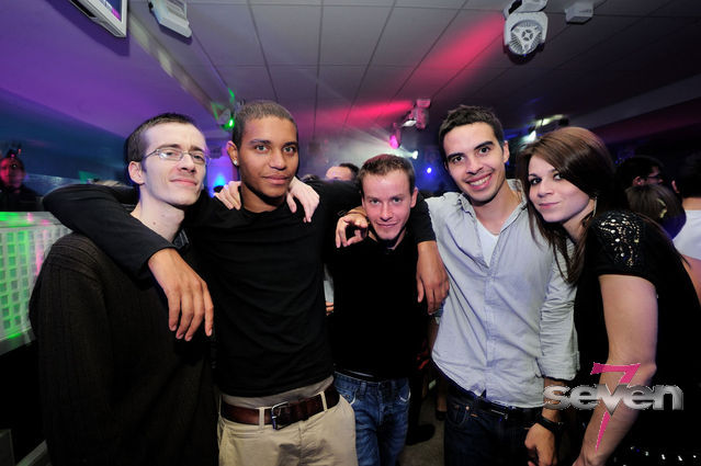 Cliquer pour voir l'image en taille réelle