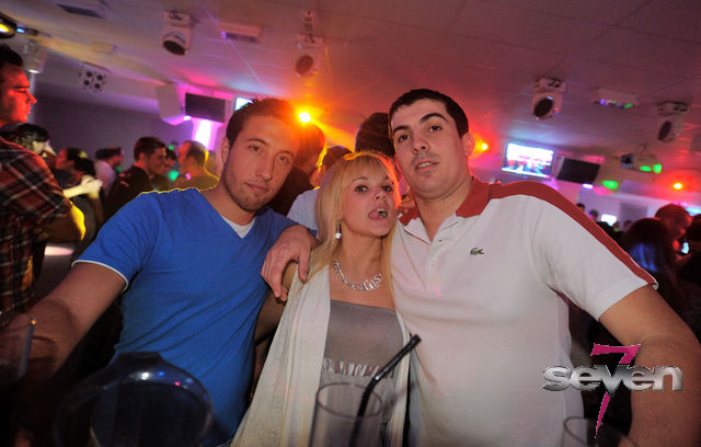 Cliquer pour voir l'image en taille réelle