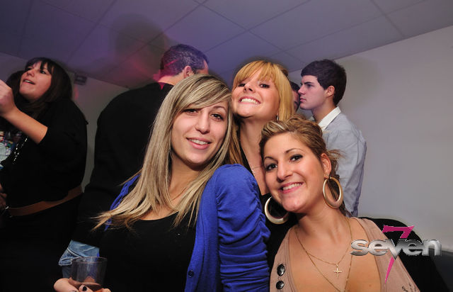 Cliquer pour voir l'image en taille réelle