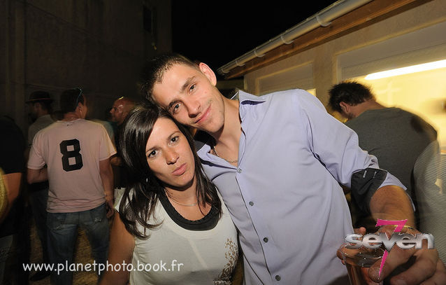 Cliquer pour voir l'image en taille réelle