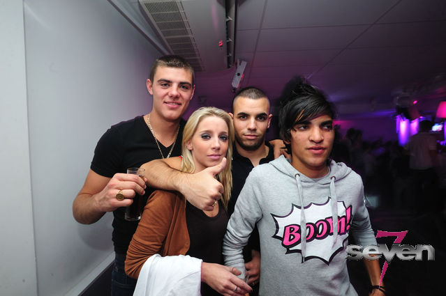 Cliquer pour voir l'image en taille réelle