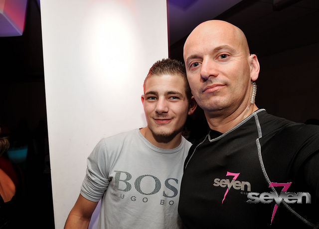 Cliquer pour voir l'image en taille réelle