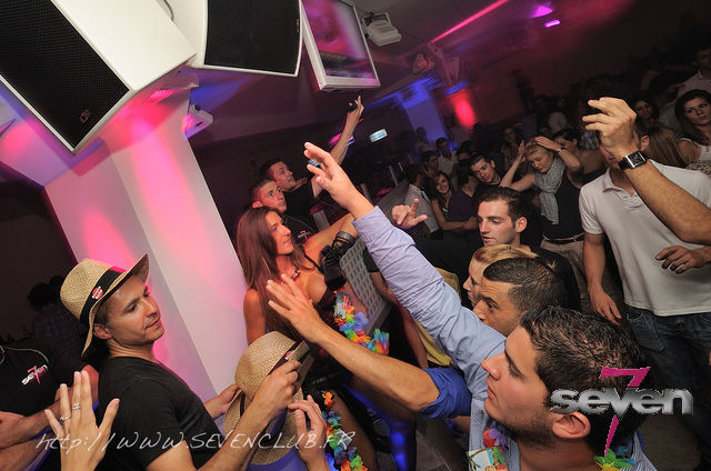 Cliquer pour voir l'image en taille réelle