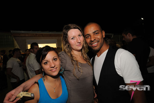 Cliquer pour voir l'image en taille réelle