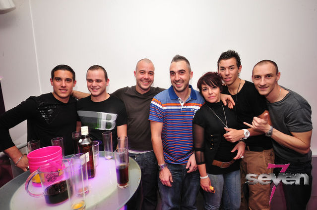 Cliquer pour voir l'image en taille réelle