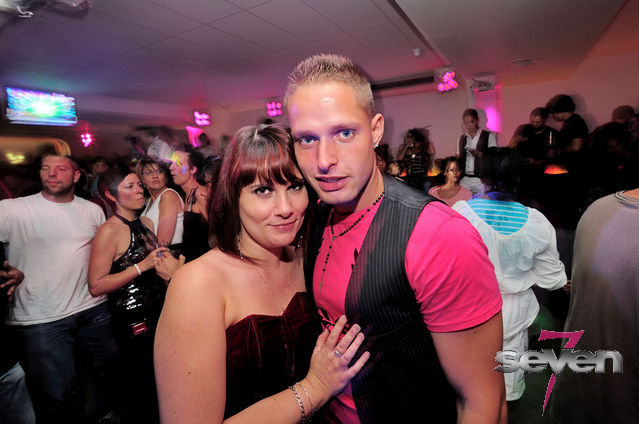 Cliquer pour voir l'image en taille réelle