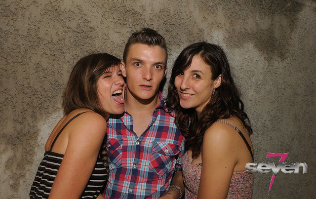 Cliquer pour voir l'image en taille réelle