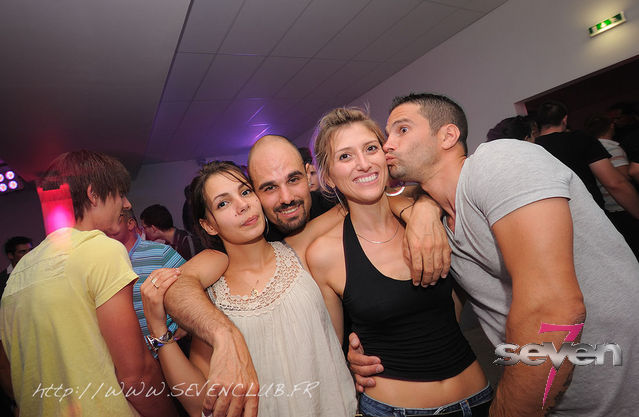 Cliquer pour voir l'image en taille réelle