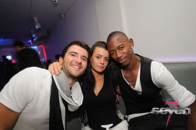 Cliquer pour voir l'image en taille réelle