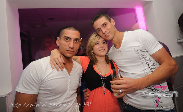 Cliquer pour voir l'image en taille réelle