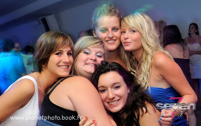 Cliquer pour voir l'image en taille réelle