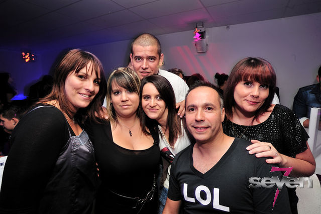 Cliquer pour voir l'image en taille réelle