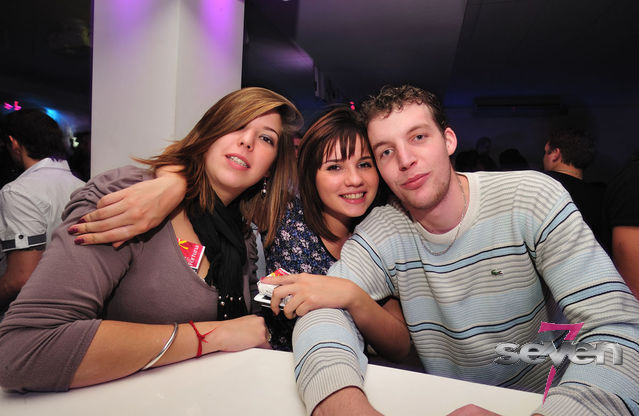 Cliquer pour voir l'image en taille réelle