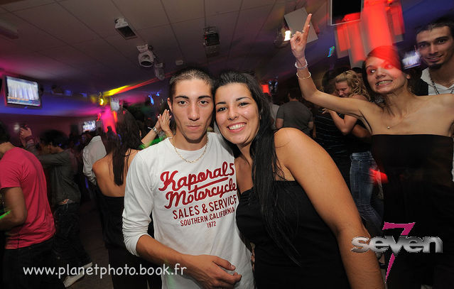 Cliquer pour voir l'image en taille réelle