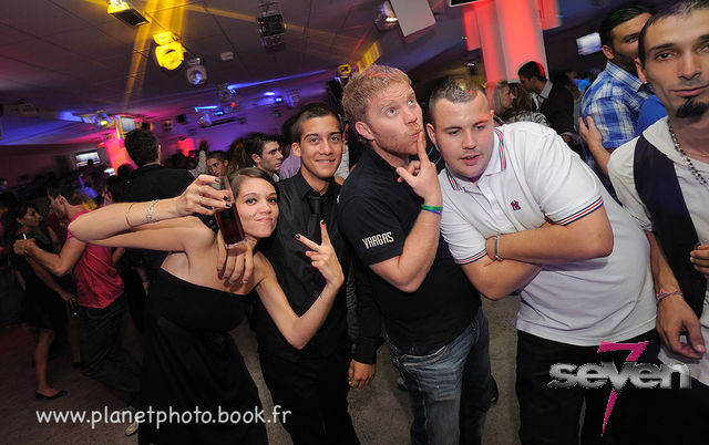 Cliquer pour voir l'image en taille réelle