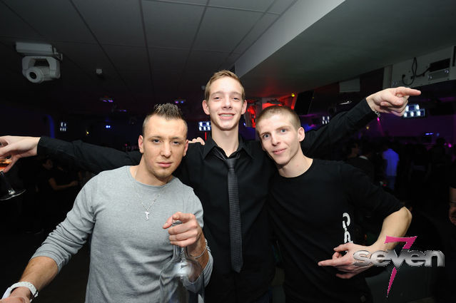 Cliquer pour voir l'image en taille réelle