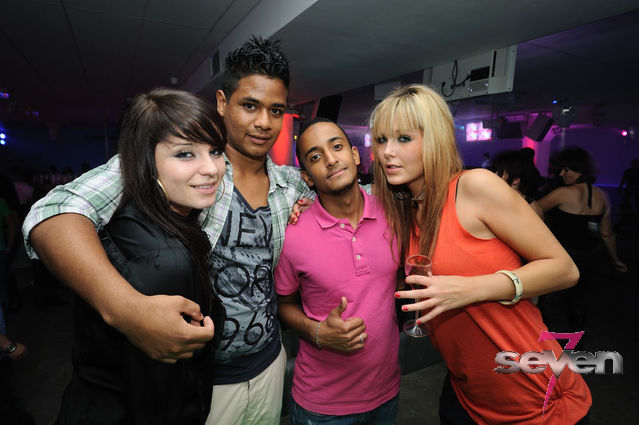 Cliquer pour voir l'image en taille réelle