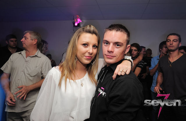 Cliquer pour voir l'image en taille réelle