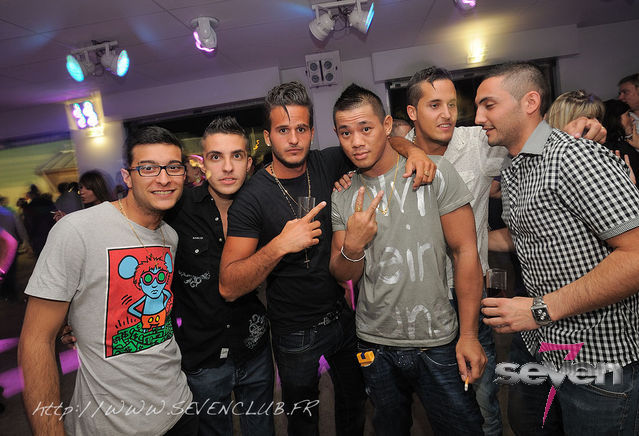 Cliquer pour voir l'image en taille réelle