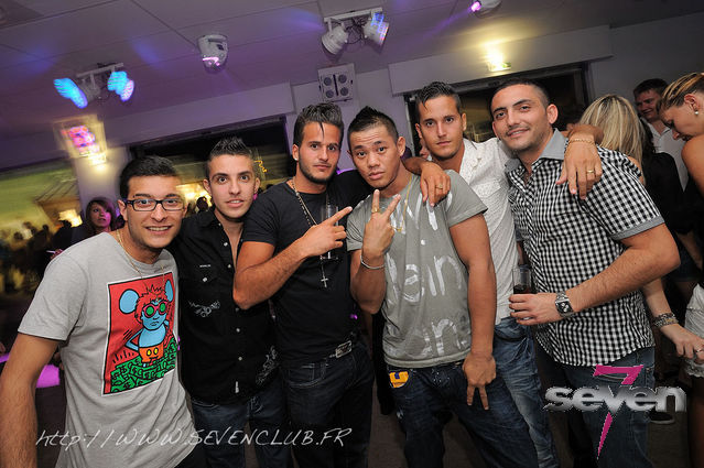 Cliquer pour voir l'image en taille réelle