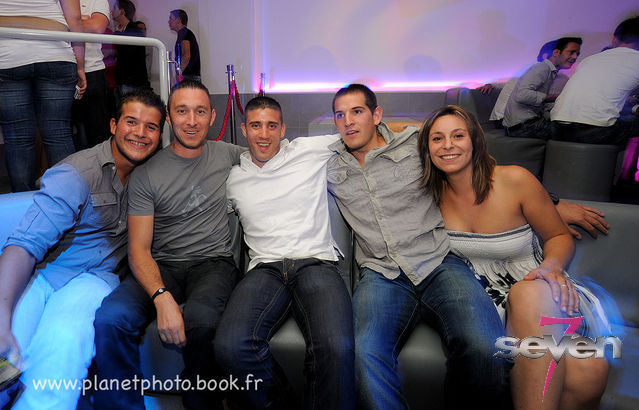 Cliquer pour voir l'image en taille réelle