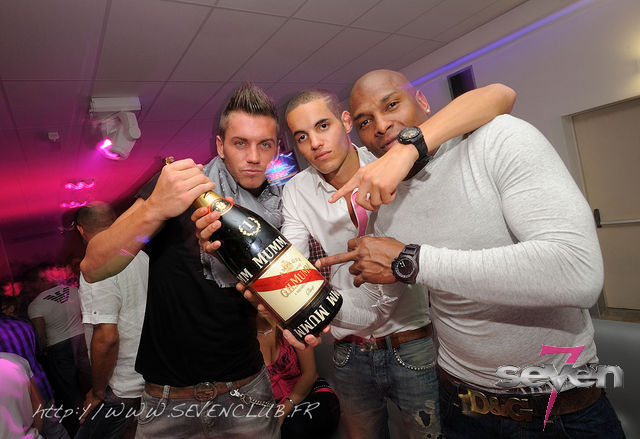 Cliquer pour voir l'image en taille réelle