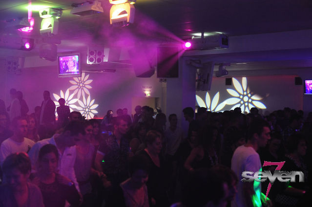 Cliquer pour voir l'image en taille réelle