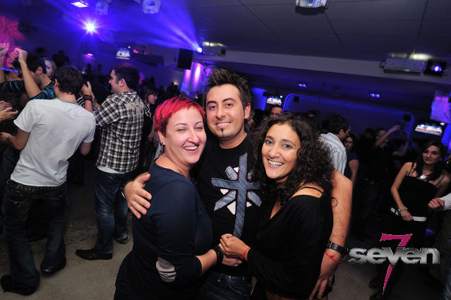 Cliquer pour voir l'image en taille réelle