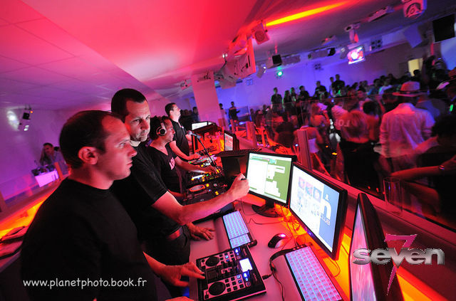 Cliquer pour voir l'image en taille réelle