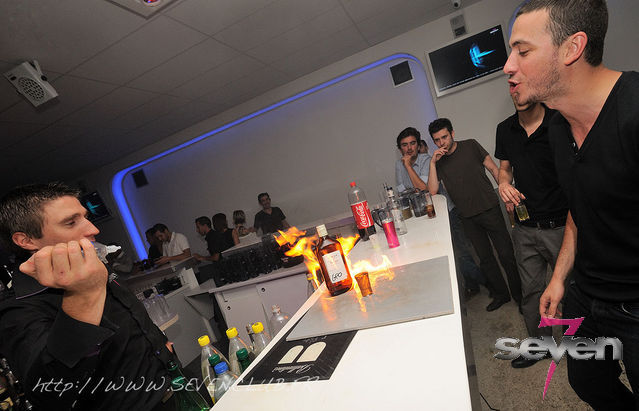 Cliquer pour voir l'image en taille réelle