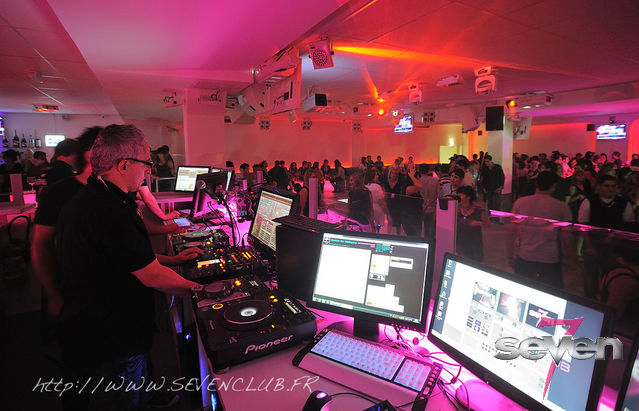 Cliquer pour voir l'image en taille réelle