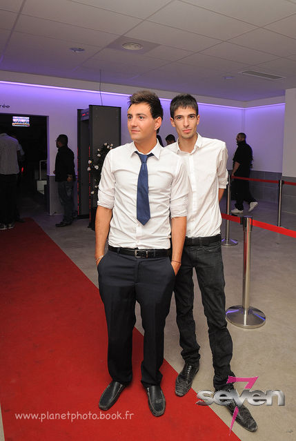 Cliquer pour voir l'image en taille réelle