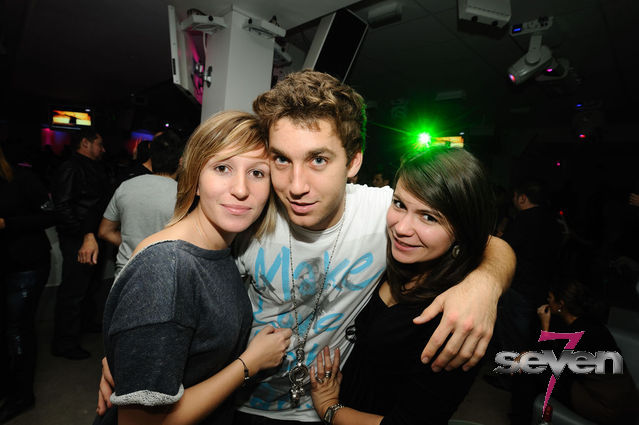 Cliquer pour voir l'image en taille réelle