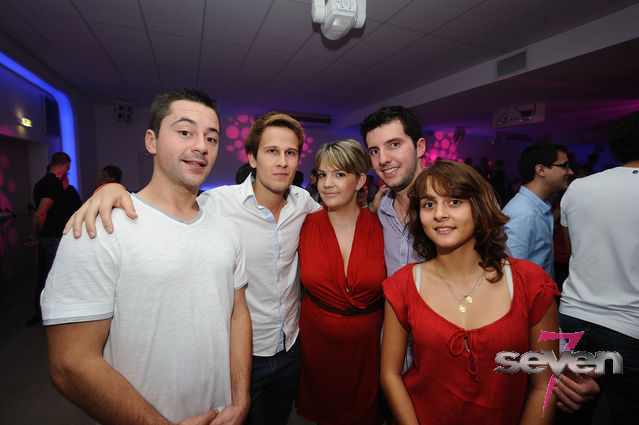 Cliquer pour voir l'image en taille réelle