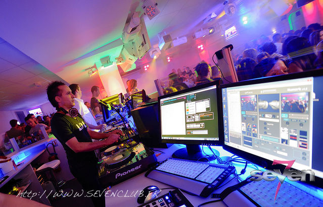 Cliquer pour voir l'image en taille réelle