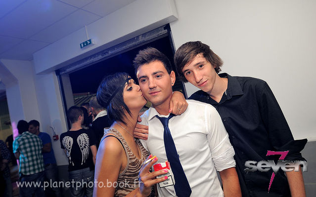 Cliquer pour voir l'image en taille réelle